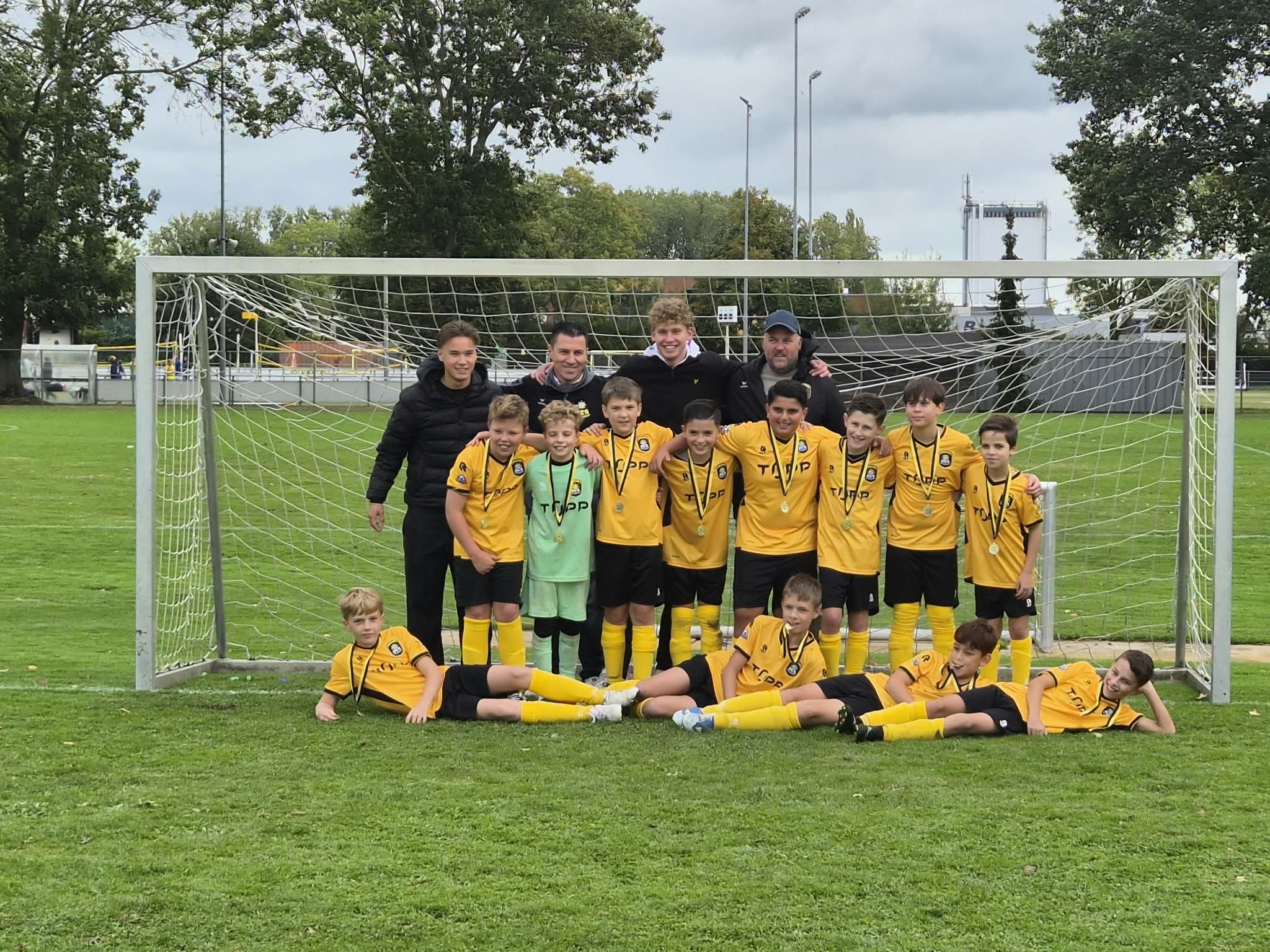 DCS O12-2 Kampioen
